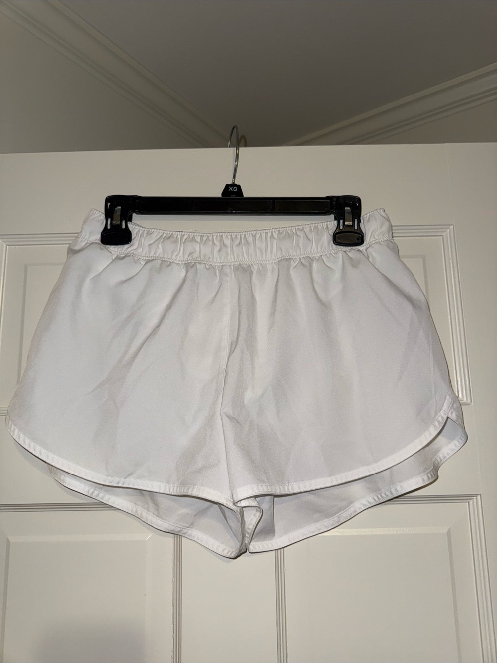 Old Navy White Women’s Athletic Shorts - Elastic Waist Running Shorts